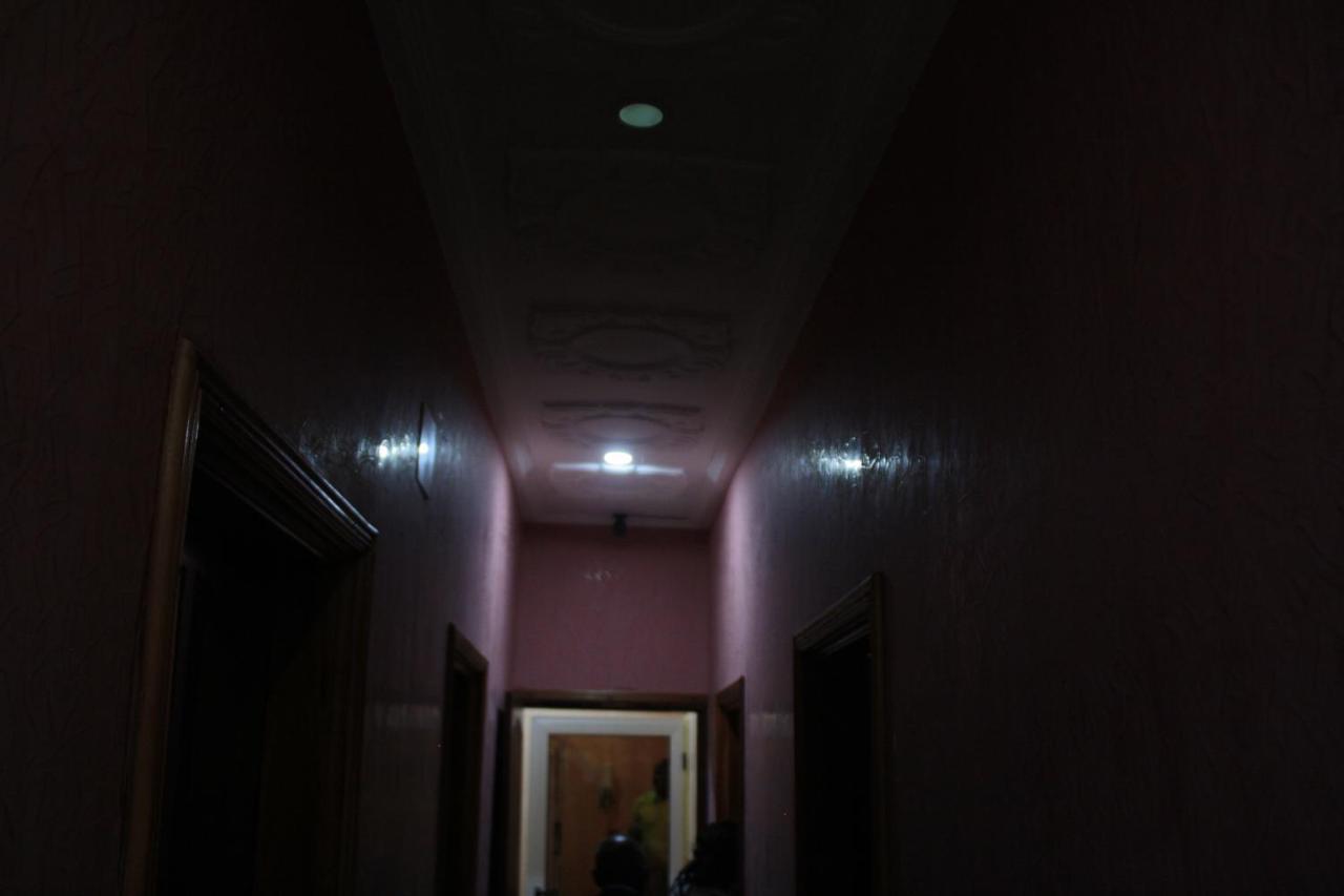 Hotel-Le-Parisien Brazzaville Extérieur photo