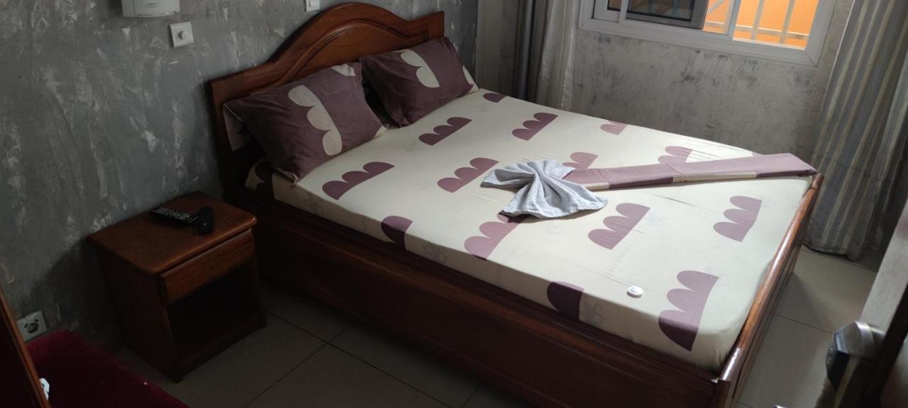 Hotel-Le-Parisien Brazzaville Extérieur photo