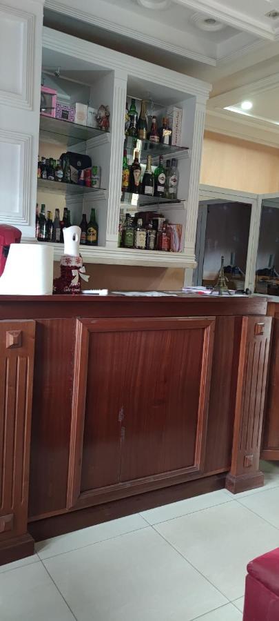 Hotel-Le-Parisien Brazzaville Extérieur photo